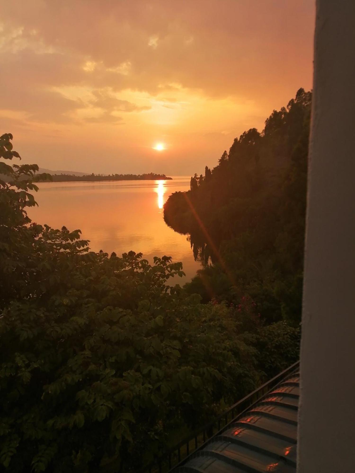Inn On The Lake Kibuye المظهر الخارجي الصورة